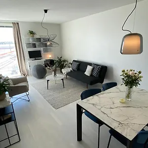 Luxury 1-bedroom With Sauna And Sea View Helsinki