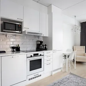 City Island Studio Apartment, 4 Beds, Street Parking, 3km To City Center, Bus Stop 200m Helsinki