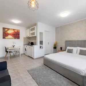https://downtown-victoria-studios.bucharesthotelsnow.com