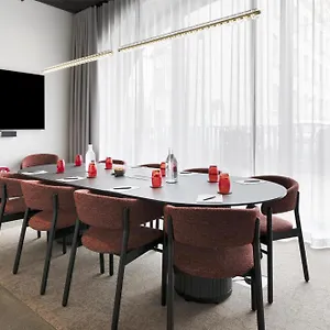 4* Otel Radisson Red